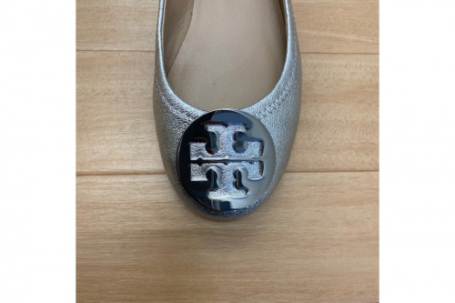 インポートブランドのTORY BURCH