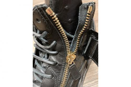 スニーカーのメンズ