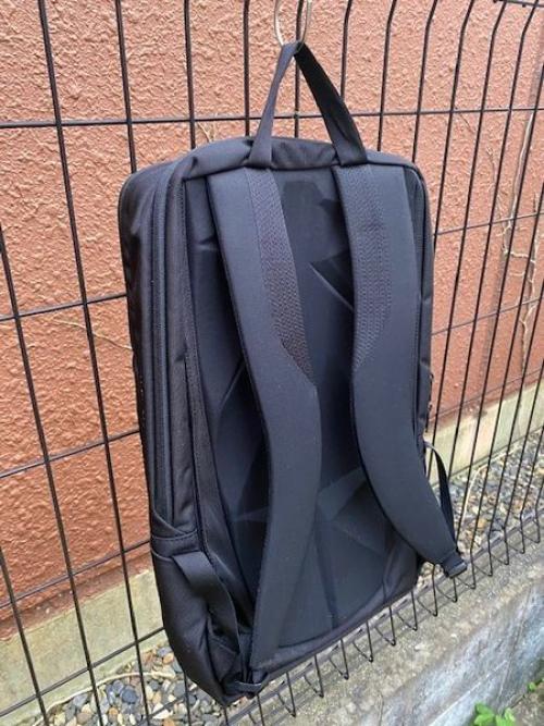 ザノースフェイスのShuttle Daypack Slim