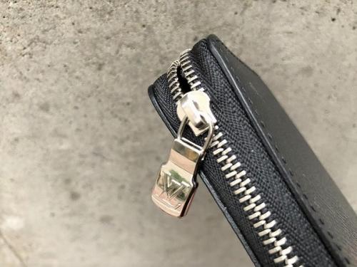 LOUIS VUITTON 　のルイ ヴィトン　