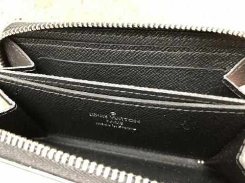 ルイ ヴィトン　のコインケース