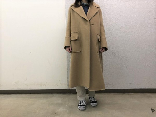 キャリアファッションのebure