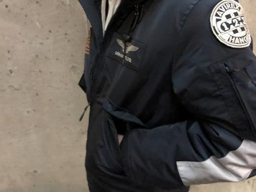 アヴィレックスのフライトジャケット