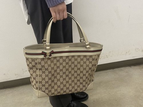 ラグジュアリーブランドのGUCCI