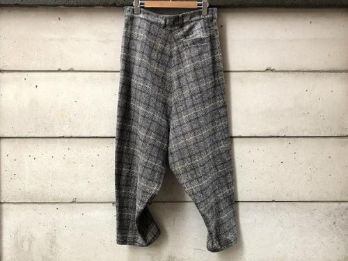 ヴィヴィアン ウェストウッド マンのパンツ