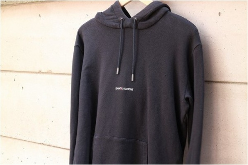 ラグジュアリーブランドのSaint Laurent Paris