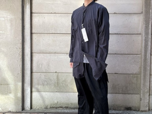 ドメスティックブランドのCOMOLI