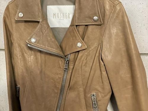 マーシャーのジャケット