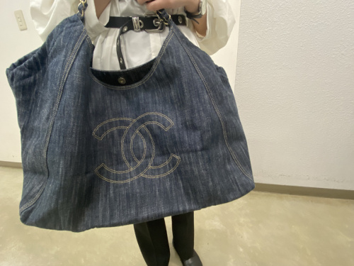 ラグジュアリーブランドのCHANEL