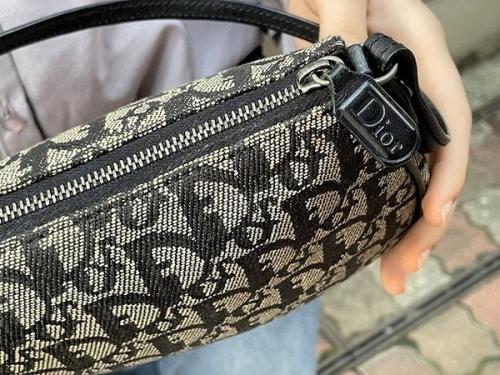 クリスチャン ディオールのバッグ