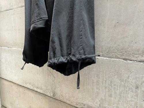 ヨウジヤマモトのサルエルパンツ