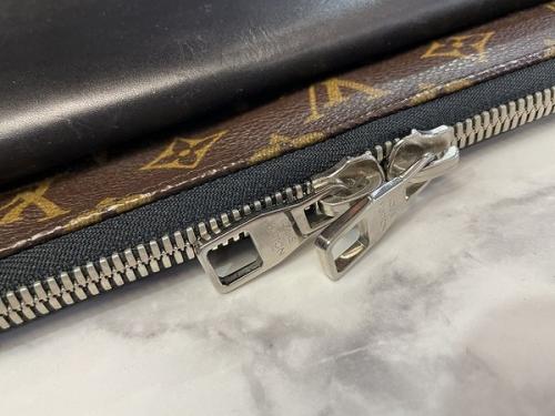 ルイ ヴィトン　のバッグ