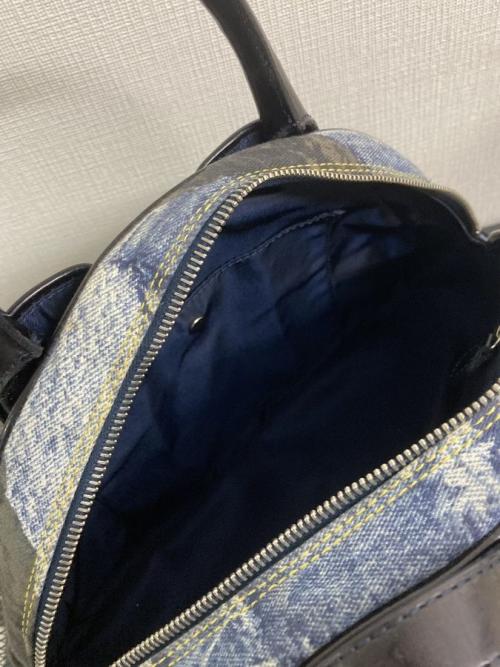 ボストンバッグ