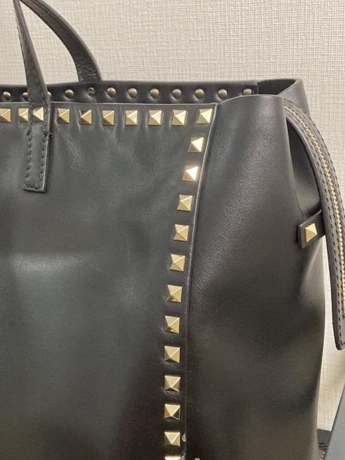 VALENTINO GARAVANIのヴァレンティノガラヴァーニ