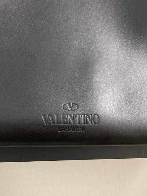 ヴァレンティノガラヴァーニのトートバッグ