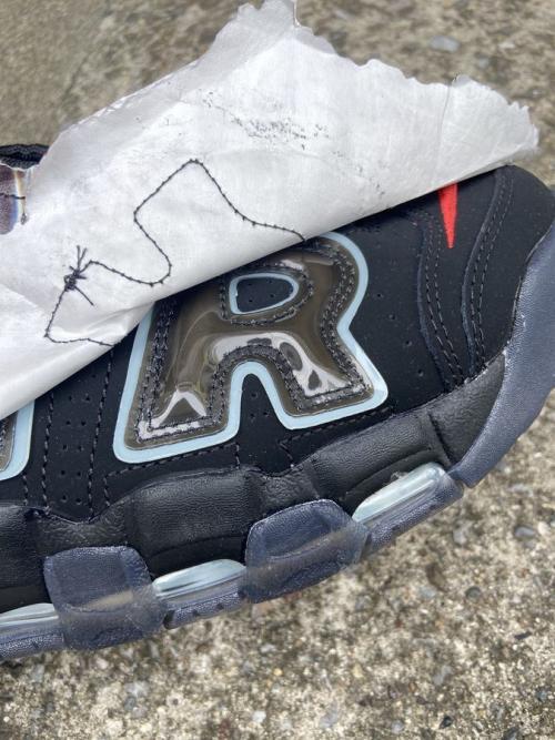 スニーカーのアップテンポ