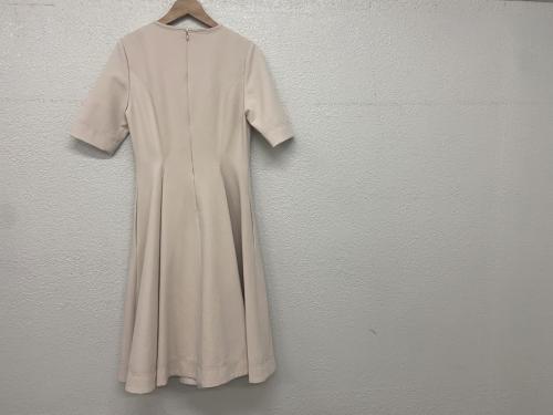 セルフォードのワンピース