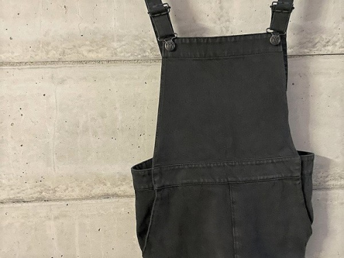 コラボ・別注アイテムのYanuk