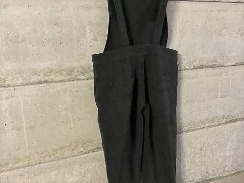 ヤヌークのサロペット