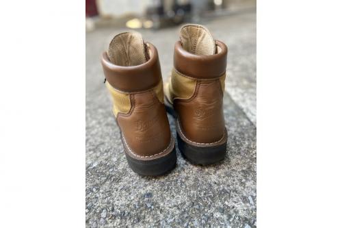 ダナー ライトのブーツ