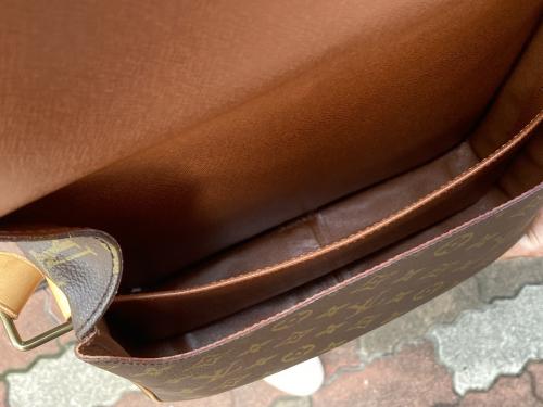 ルイ ヴィトン　のショルダーバッグ