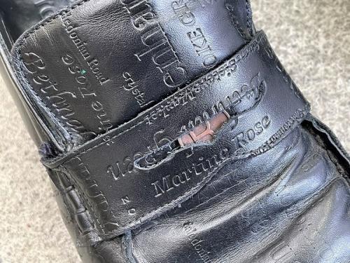 ローファーのシューズ