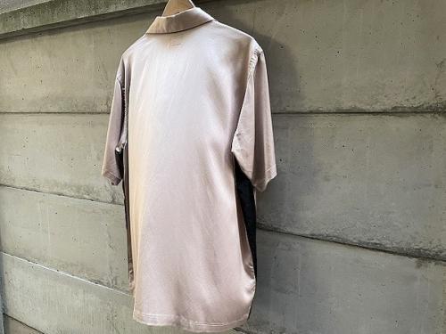 ニードルスのシャツ