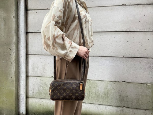 ラグジュアリーブランドのLOUIS VUITTON 　