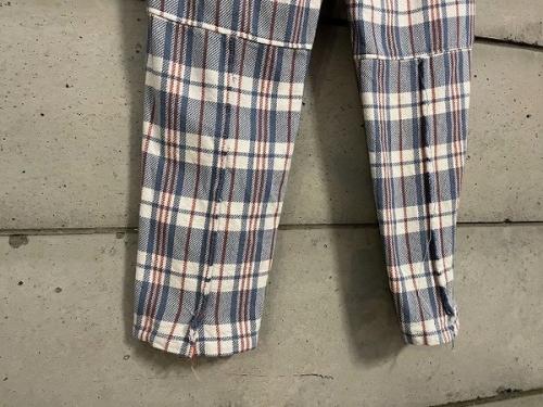 イエスタデイズトゥモロウのパンツ