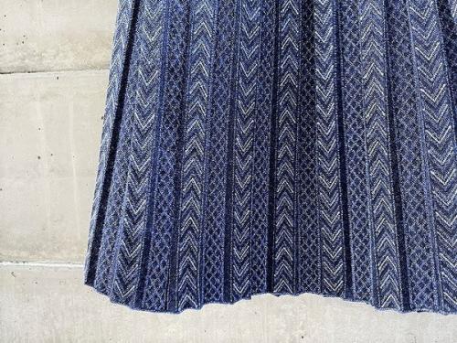 マメ クロゴウチのスカート