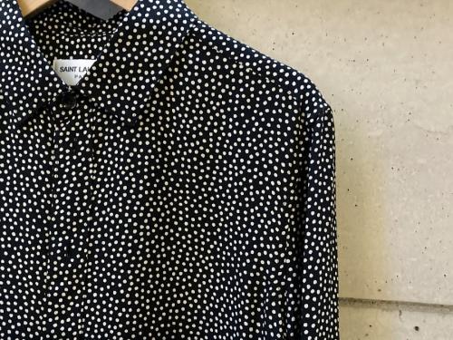 サンローランパリのシャツ