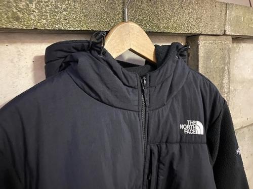 ザノースフェイスのDenali Hoodie