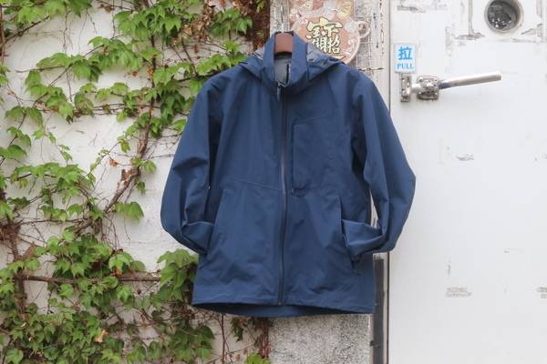 ARC'TERYX VEILANCE ALIGN SHELL JACKET www.withmandy.com