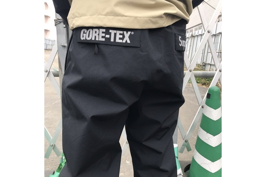 Supreme/シュプリーム】より未使用GORE-TEXパンツが買取入荷中 ...