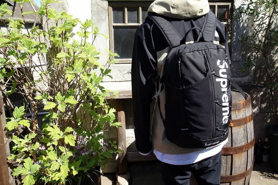 Supreme 17SS Backpack ブラック-