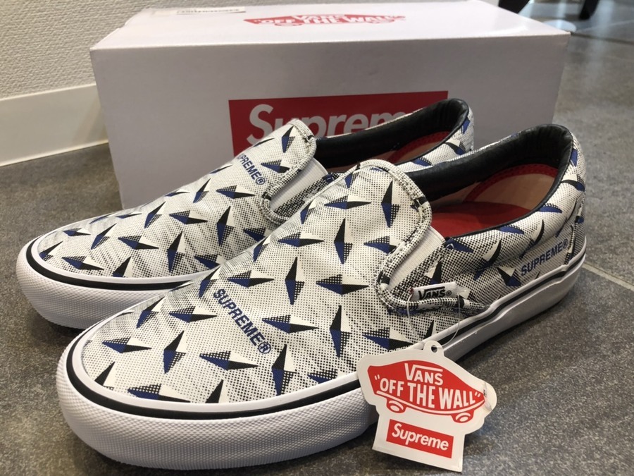 Supreme シューズ スリッポン VANS