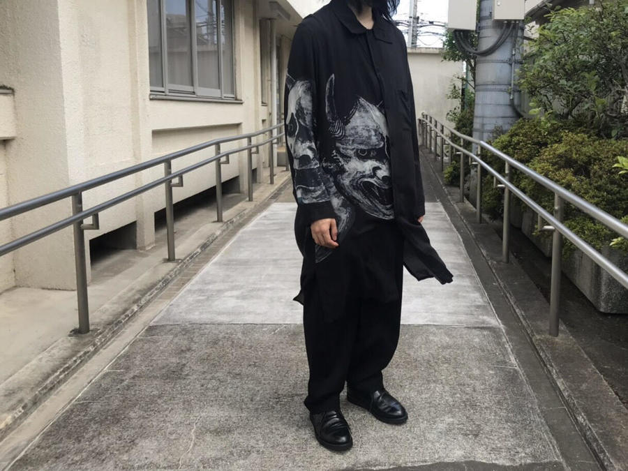 BLACK Scandal Yohji Yamamoto / ブラックスキャンダルヨウジヤマモト 2018AWコレクションより般若ブラウスが