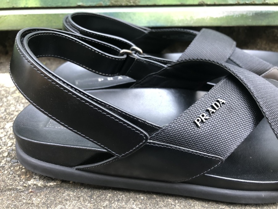 PRADA / プラダより夏にぴったりなレザーサンダルを買取入荷