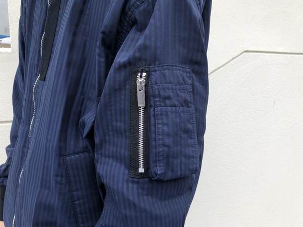 sacai / サカイ より2017SSモデルの Hickory Stripe Blouson