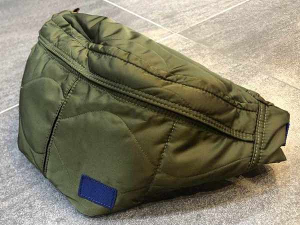 sacai / サカイよりPORTER/ポーターコラボの大人気ショルダー