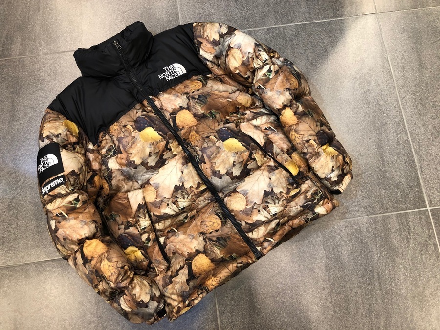 THE NORTH FACE  ヌプシ　枯葉柄