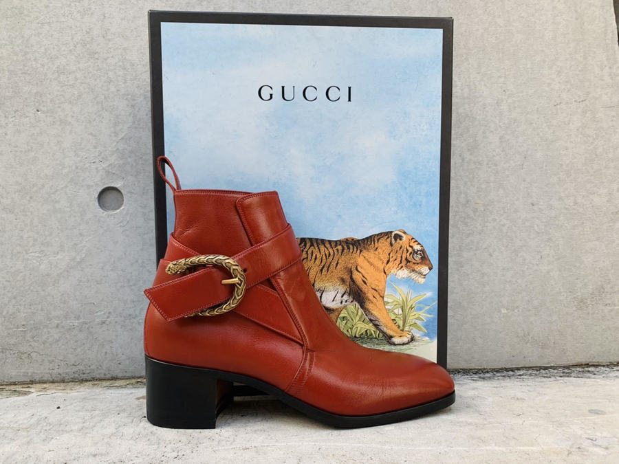 最上の品質な GUCCI ブーツ 36.5 BLK 388361 ブラック バックル blog.tothesquareinch.com