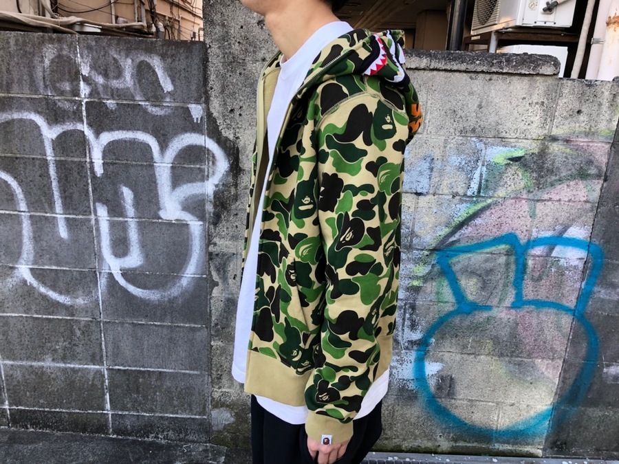 A BATHING APE/ア ベイシング エイプよりBAPE ABC SHARK FZIP
