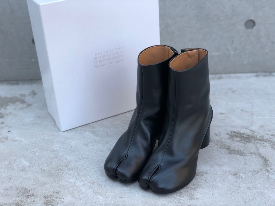 2025公式店舗 / 22 Margiela Maison メゾンマルジェラ22 タビのヒール より 靴