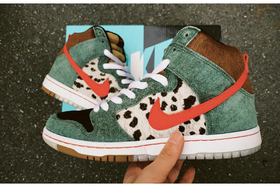 nike sb dunk high pro qs walk the dog