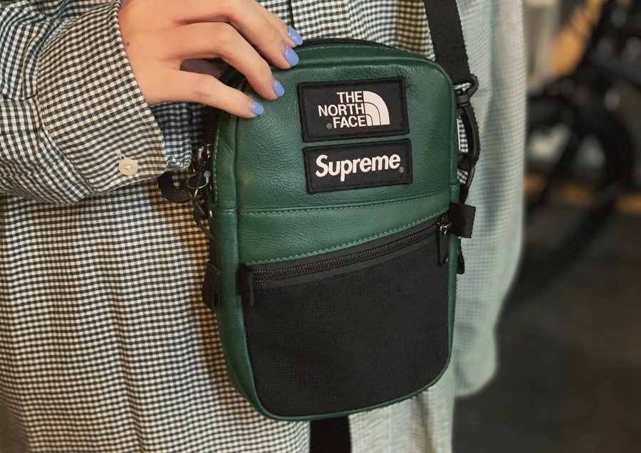 supreme the northface bag black レザーショルダー