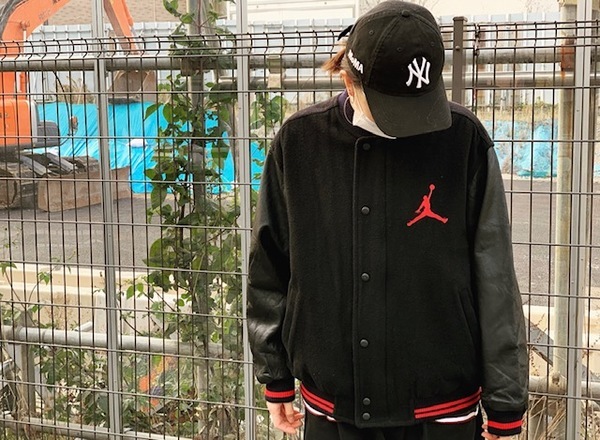 本日の紹介商品は【NIKE/90S/ジャンプマン切り返しレザージャケット