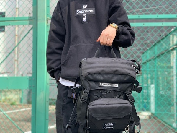 Supreme North Face コラボバックパック-