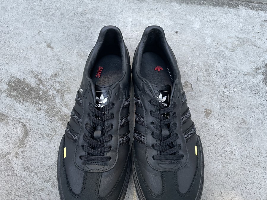 adidas×OAMC】クリーンな印象にリデザインされたコラボスニーカー買取