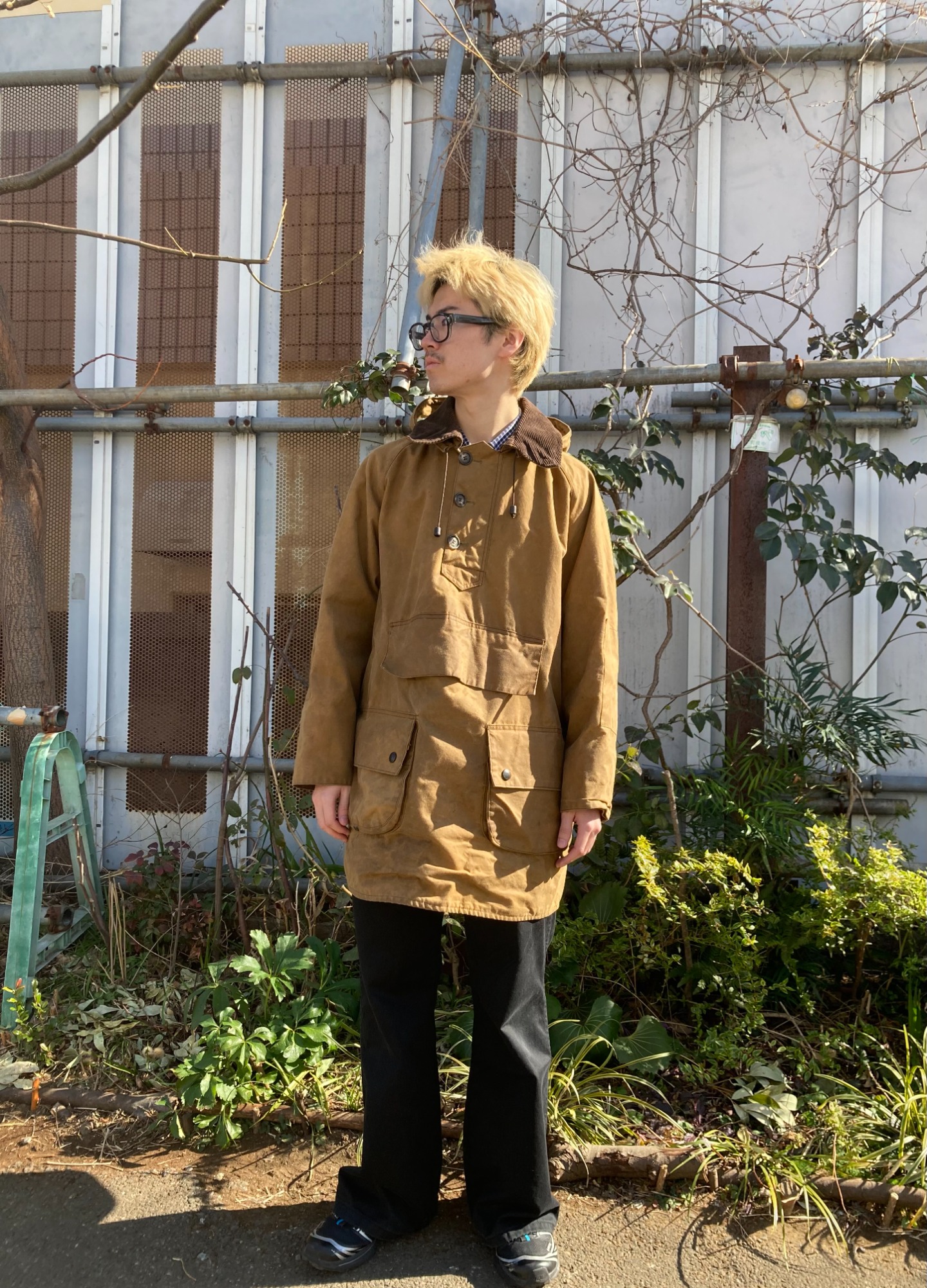 Barbour より 90'SLONGSHOREMAN プルオーバーオイルドコート が入荷